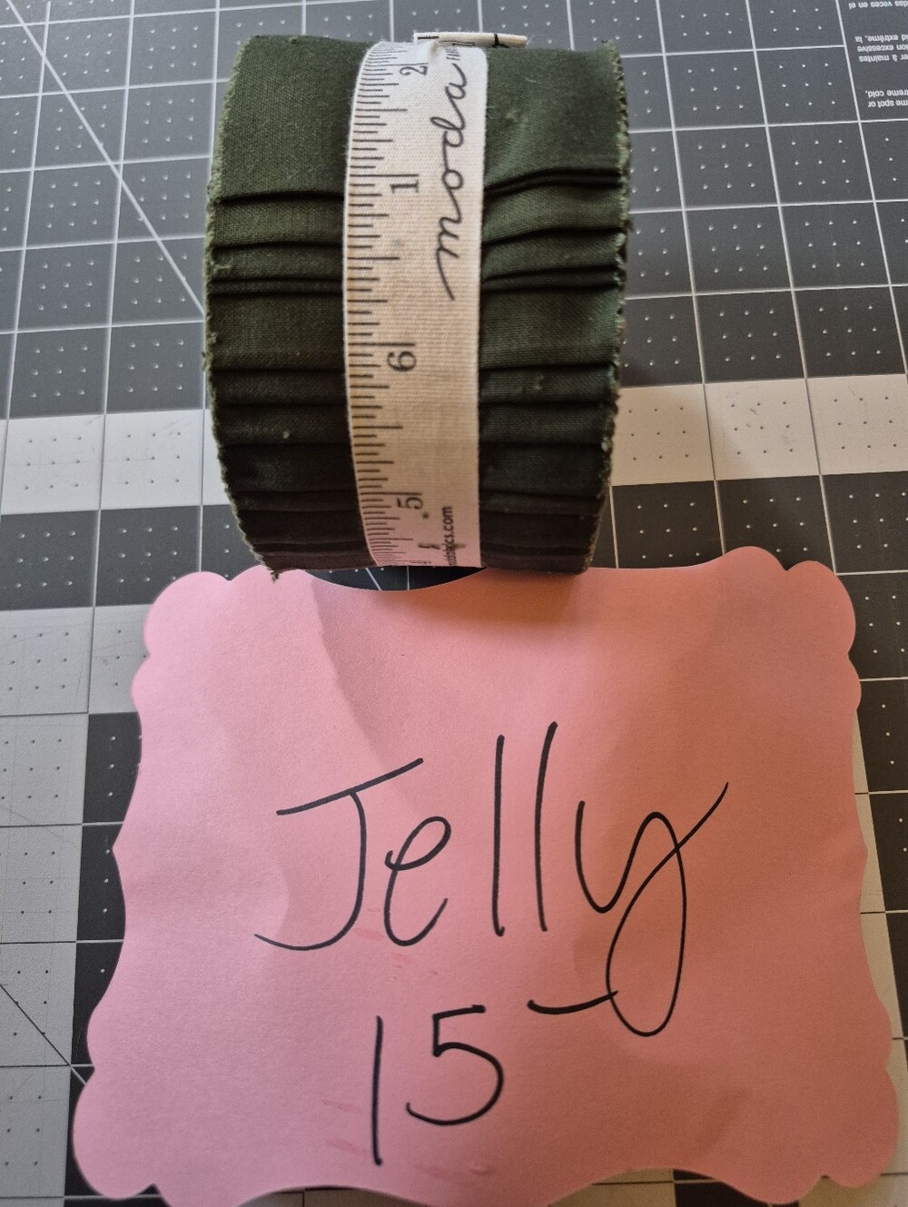 Jellyr Roll Of Green (Evergreen Color) FABRIC   FIRM PRICE